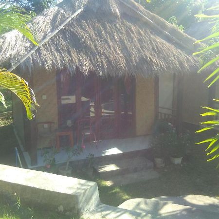 Airas' Garden Homestay Eco Bungalows Kuta  ภายนอก รูปภาพ