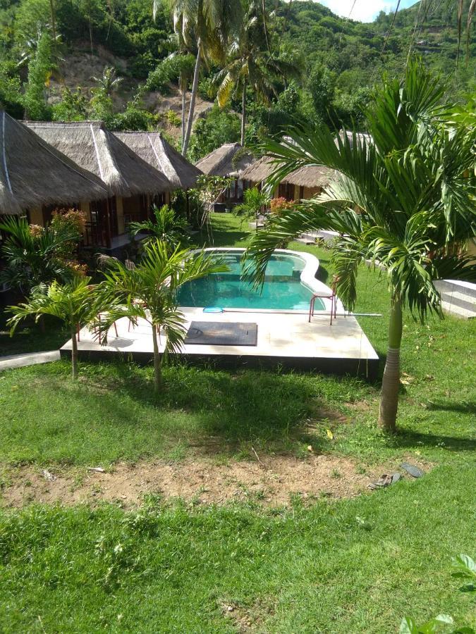 Airas' Garden Homestay Eco Bungalows Kuta  ภายนอก รูปภาพ